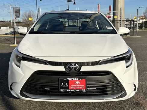 New 2026 Toyota Corolla XLE image 2