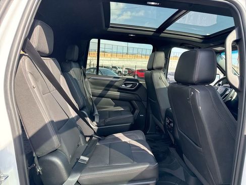 Used 2023 Chevrolet Suburban RST w/ Luxury Package AWD/4WD image 28