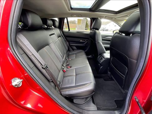 Used 2025 MAZDA CX-50 AWD 2.5 Hybrid w/ Premium Pkg image 16