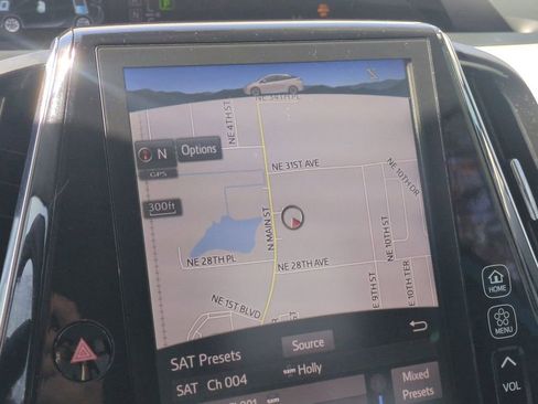 Certified 2022 Toyota Prius Limited image 22