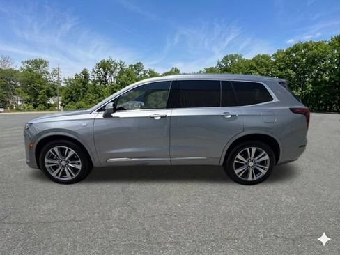 Used 2025 Cadillac XT6 Premium Luxury AWD/4WD image 5