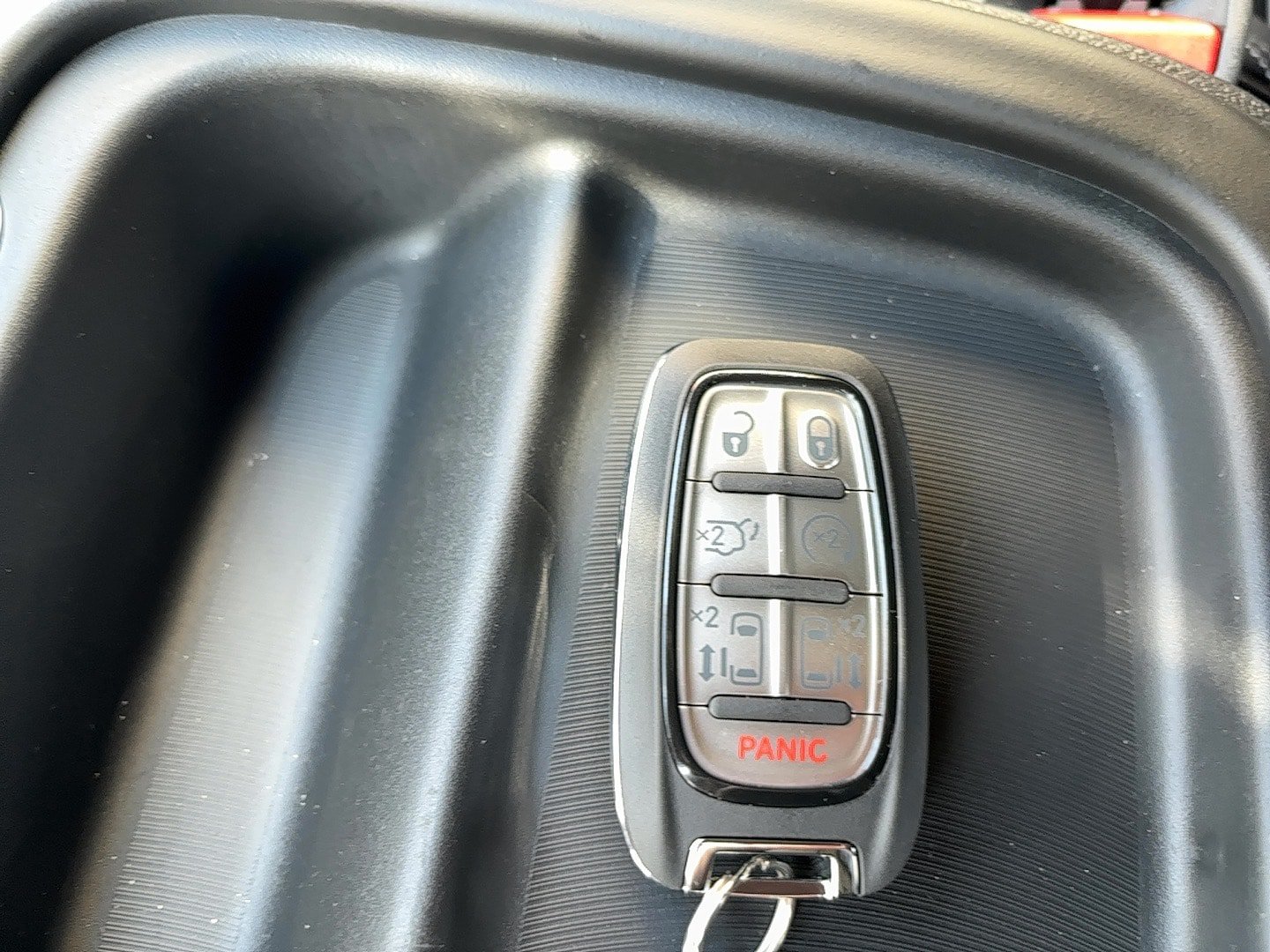 New 2027 Chrysler Pacifica Select AWD/4WD image 33