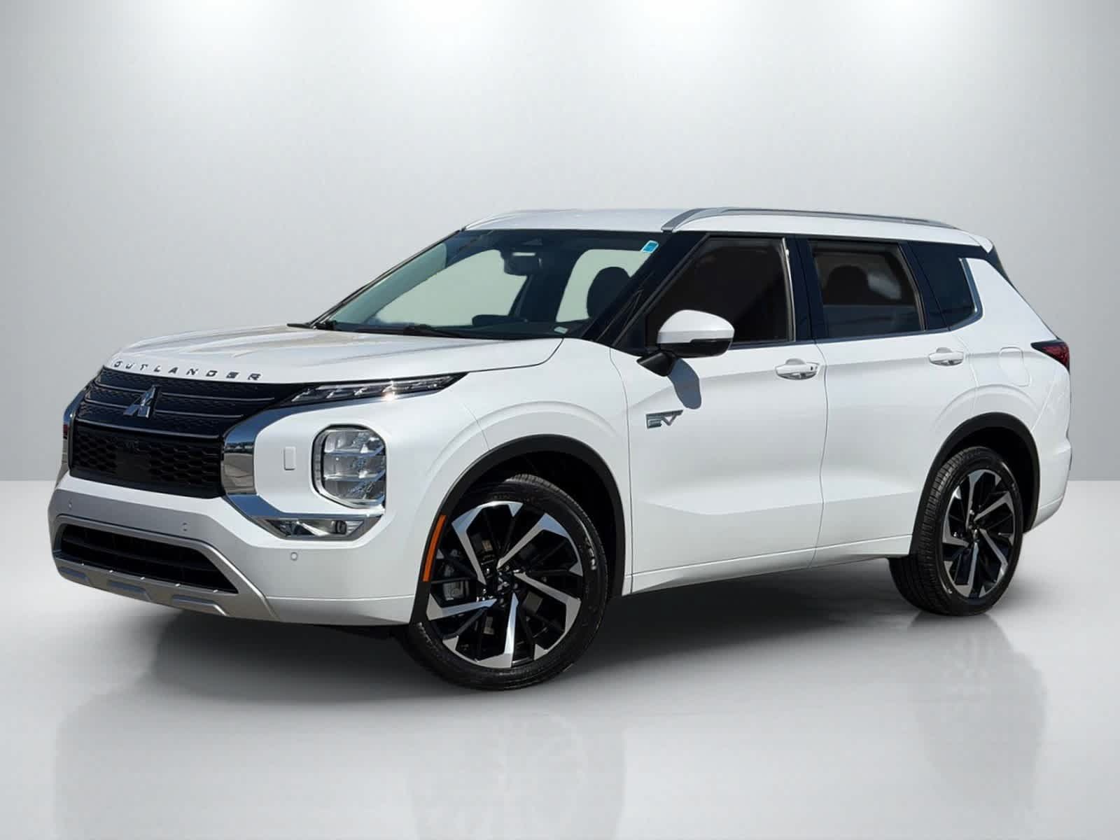 Used 2023 Mitsubishi Outlander SEL AWD/4WD image 1