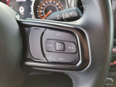 Certified 2020 Jeep Gladiator Sport w/ Quick Order Package 24S image 28