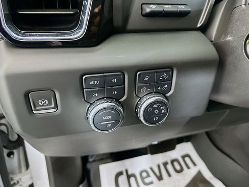 Used 2023 GMC Sierra 1500 Denali w/ Denali Reserve Package image 10