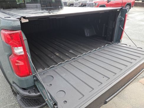Used 2025 Chevrolet Silverado 1500 ZR2 w/ Technology Package AWD/4WD image 25