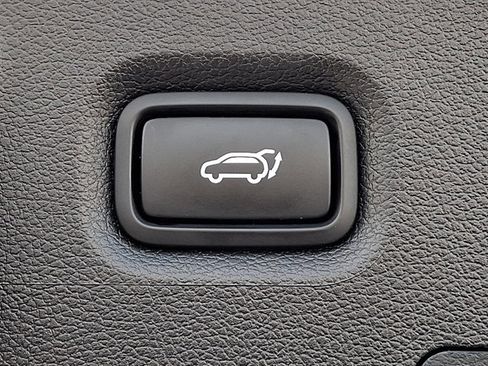 Certified 2023 Hyundai Santa Fe Limited image 29