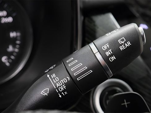 Used 2020 Cadillac XT6 Premium Luxury image 18