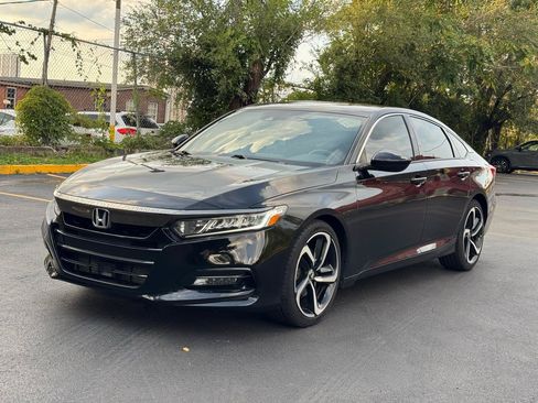 Used 2019 Honda Accord Sport image 4