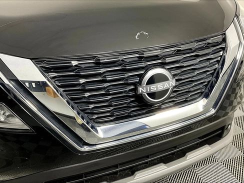 Certified 2023 Nissan Rogue SV image 33