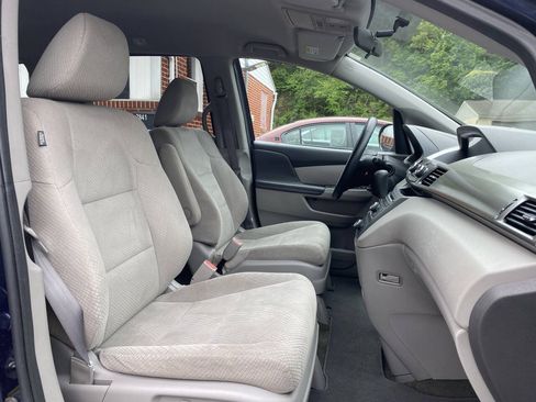 Used 2016 Honda Odyssey LX image 19