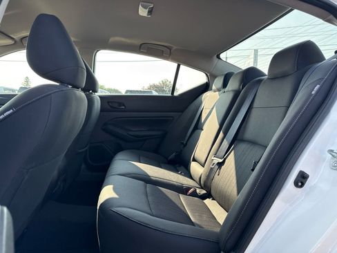 Used 2025 Nissan Altima 2.5 SV FWD image 22