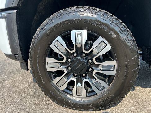 New 2026 GMC Sierra 2500 Denali w/ Denali Reserve Package image 56