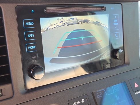 Used 2017 Toyota Sienna XLE w/ XLE Navigation Package image 23