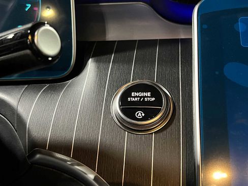 New 2025 Mercedes-Benz C 43 AMG 4MATIC Sedan image 23