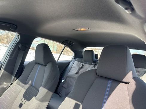 Used 2021 Toyota Corolla SE w/ Carpet Mat Package (TMS) image 9