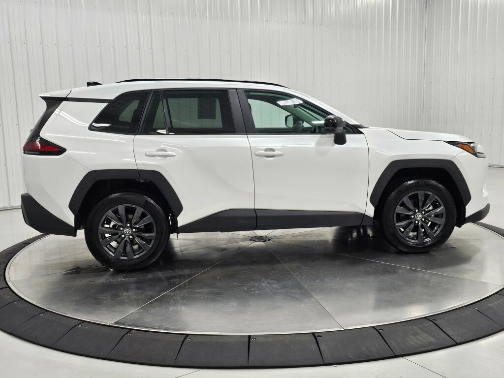 Used 2026 Toyota RAV4 XLE Premium AWD/4WD image 6