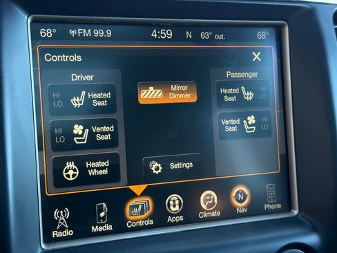 Used 2016 Jeep Grand Cherokee Overland w/ Advanced Technology Group AWD/4WD image 30