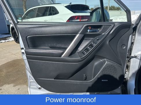 Used 2016 Subaru Forester 2.5i Touring w/ Eyesight & Navigation System image 15