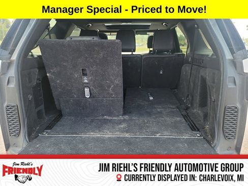 Used 2018 Land Rover Discovery SE image 34