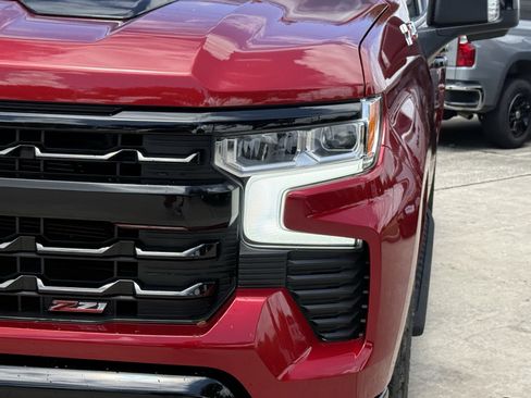 Used 2024 Chevrolet Silverado 1500 LT Trail Boss w/ LT Trail Boss Premium Package AWD/4WD image 12