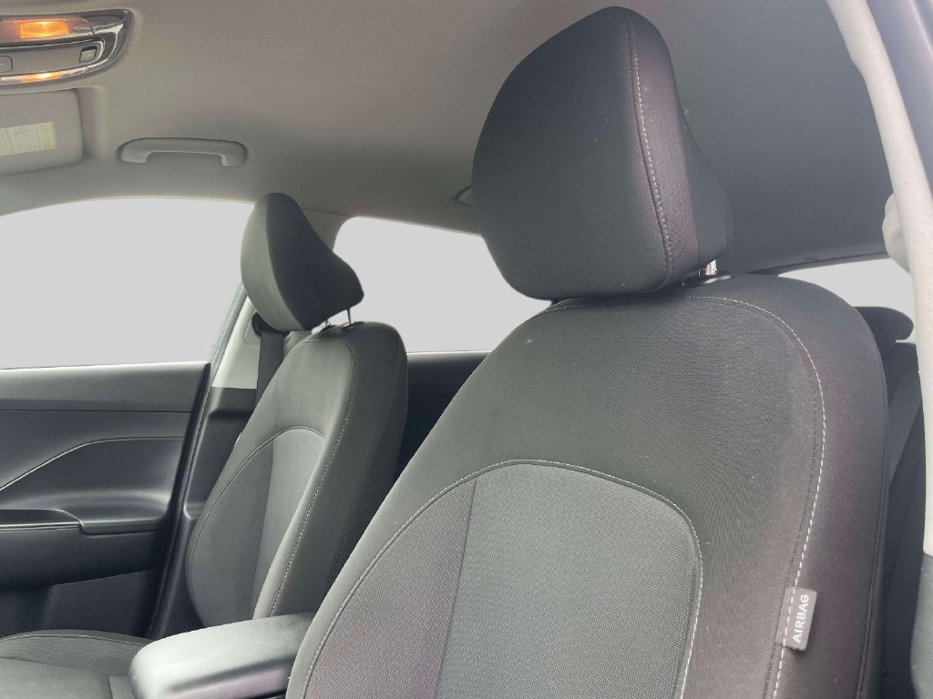 Used 2024 Hyundai Kona SEL AWD/4WD image 19