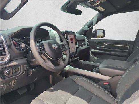 Used 2025 RAM 1500 Big Horn AWD/4WD image 5