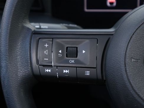 Used 2025 Nissan Kicks S AWD/4WD image 12