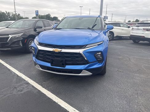 Used 2025 Chevrolet Blazer LT w/ LPO, Floor Liner Package FWD image 7
