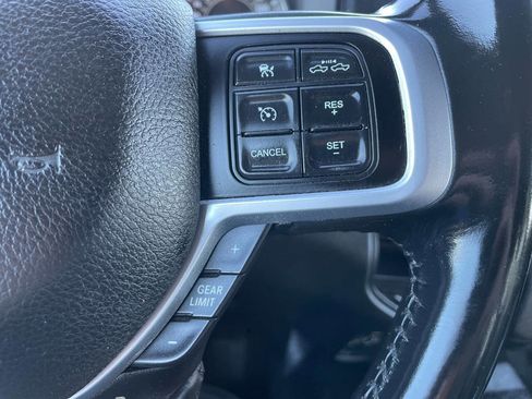 Used 2021 RAM 5500 Tradesman w/ Safety Group image 39