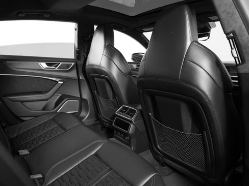 Used 2021 Audi RS 7 Sportback w/ Carbon Optic Package image 22