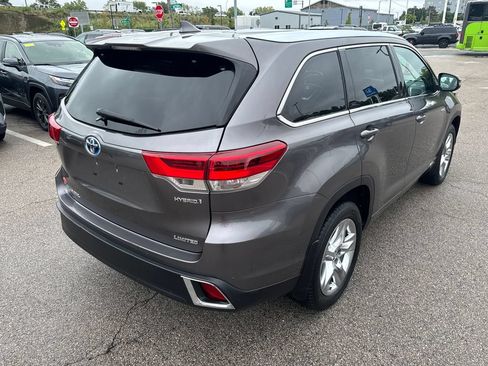 Used 2019 Toyota Highlander Limited AWD/4WD image 10