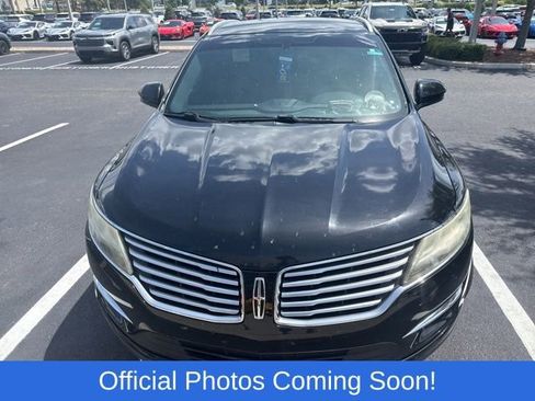 Used 2016 Lincoln MKC Premiere FWD image 2