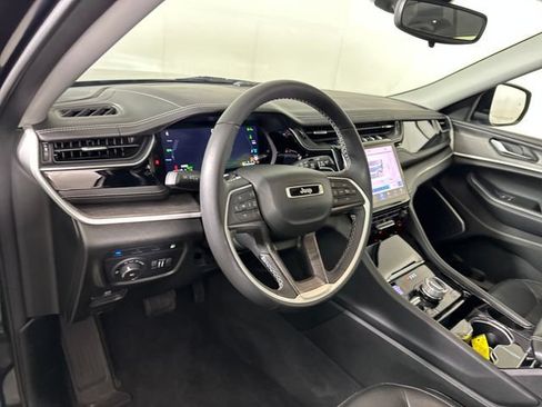 Used 2022 Jeep Grand Cherokee Limited 4xe AWD/4WD image 15