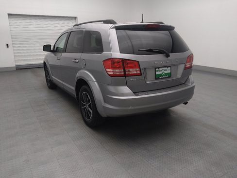 Used 2018 Dodge Journey SE w/ Popular Equipment Group FWD image 5