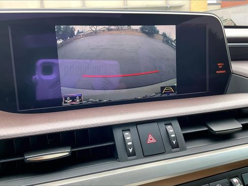 Used 2020 Lexus ES 350 w/ Premium Package image 24