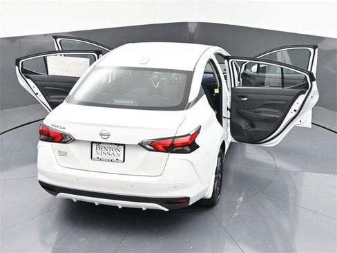 New 2025 Nissan Versa SV w/ Trunk Package image 44