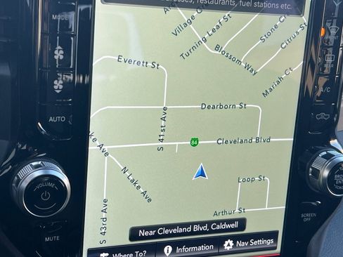 Used 2021 RAM 2500 Big Horn w/ Level 2 Equipment Group image 20