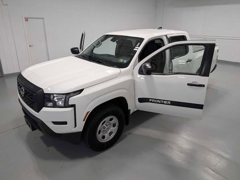 Used 2022 Nissan Frontier S w/ Technology Package image 14