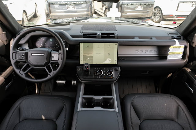New 2026 Land Rover Defender 110 X AWD/4WD image 21