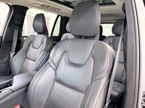 Used 2023 Volvo XC90 B6 Ultimate w/ Lounge Package AWD/4WD image 16