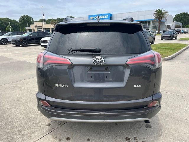 Used 2018 Toyota RAV4 XLE FWD image 5