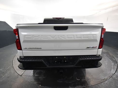 Certified 2022 Chevrolet Silverado 1500 ZR2 w/ Technology Package image 8