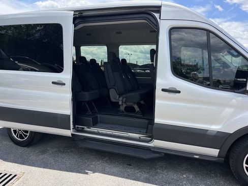 Used 2021 Ford Transit 350 XLT RWD image 22