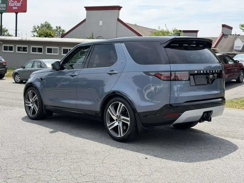 Used 2023 Land Rover Discovery Metropolitan Edition AWD/4WD image 4