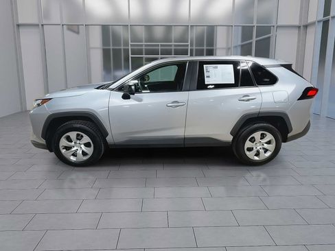 Used 2023 Toyota RAV4 LE AWD/4WD image 5