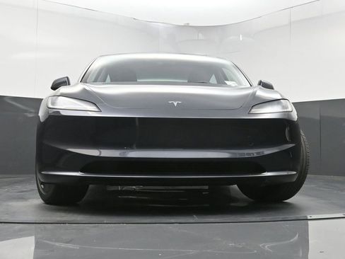 Used 2024 Tesla Model 3 Standard Range image 24