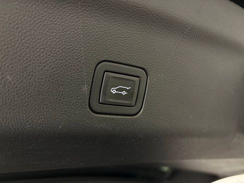 Used 2023 GMC Yukon Denali w/ Max Trailering Package image 43