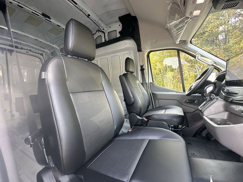 New 2026 Ford Transit 350 148 High Roof AWD image 33