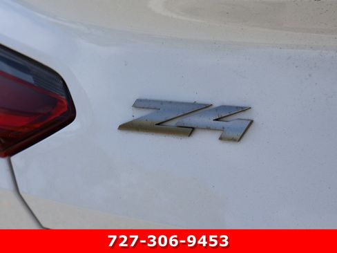 Used 2020 BMW Z4 M40i w/ Premium Package image 10